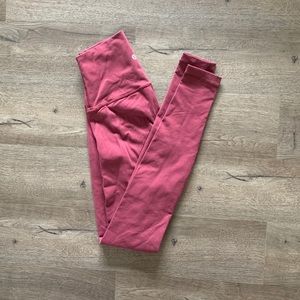Maroon lululemon leggings.